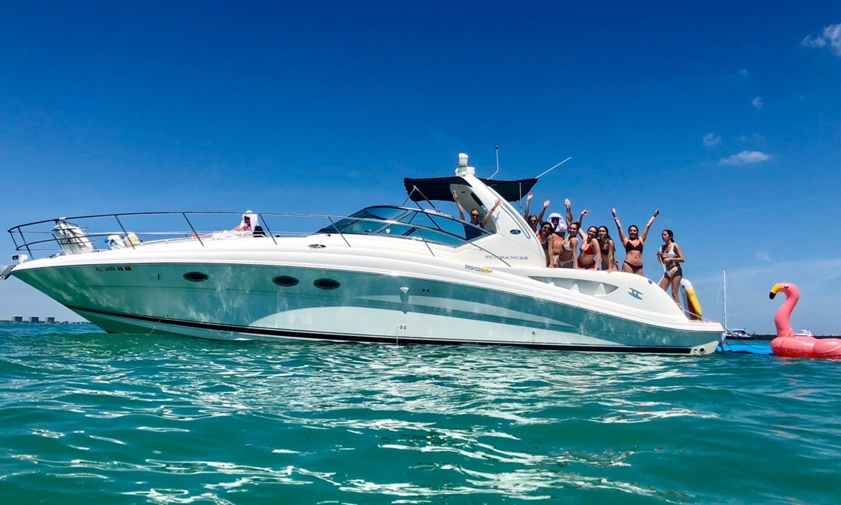 how much to rent a yacht in cancun